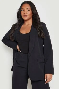Plus Einreihiger Blazer Mit Tiefem Ausschnitt