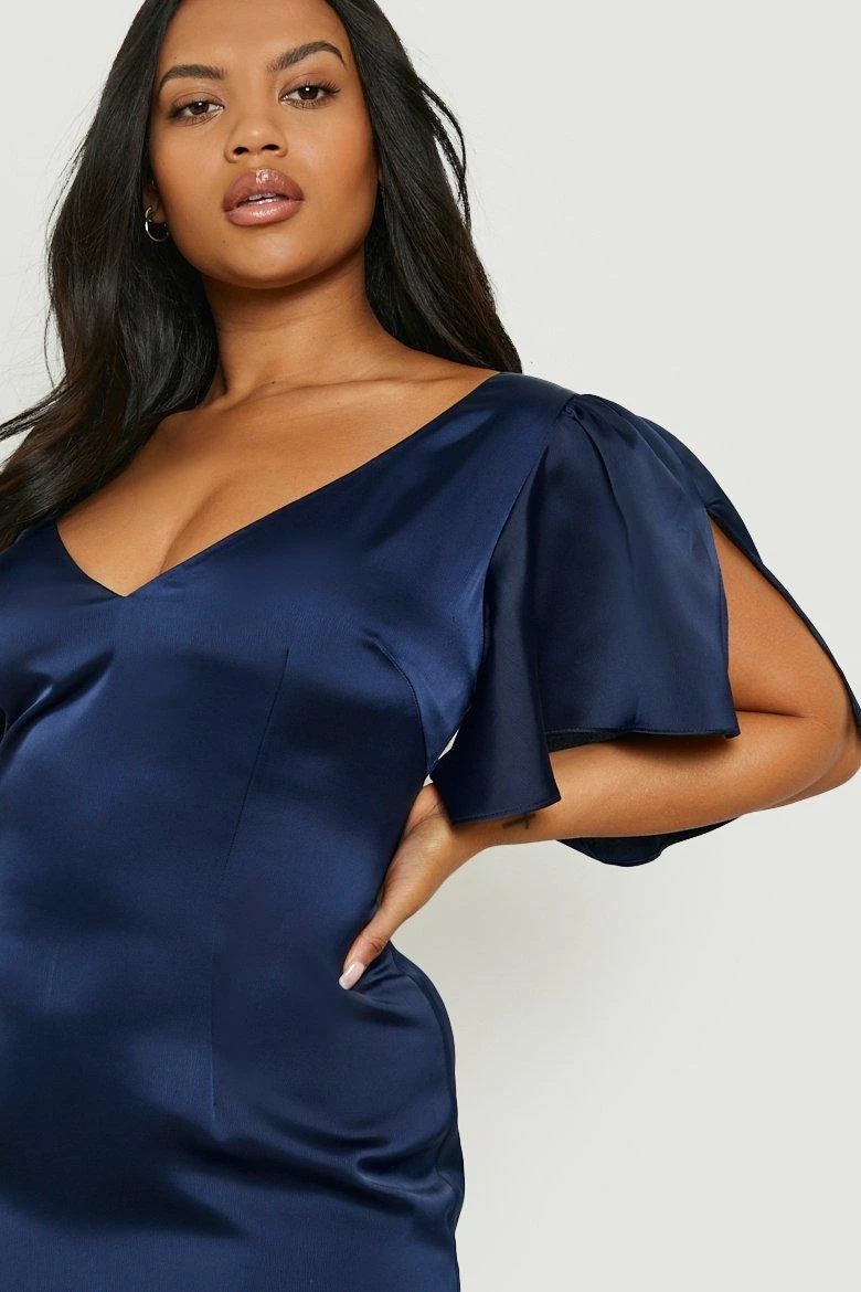 Plus Satin-Maxikleid Mit Weiten Ärmeln 6 Plus Satin-Maxikleid Mit Weiten Ärmeln – Bild 4