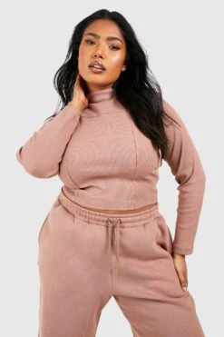 Plus Hochgeschlossenes Oberteil Mit Naht-Detail