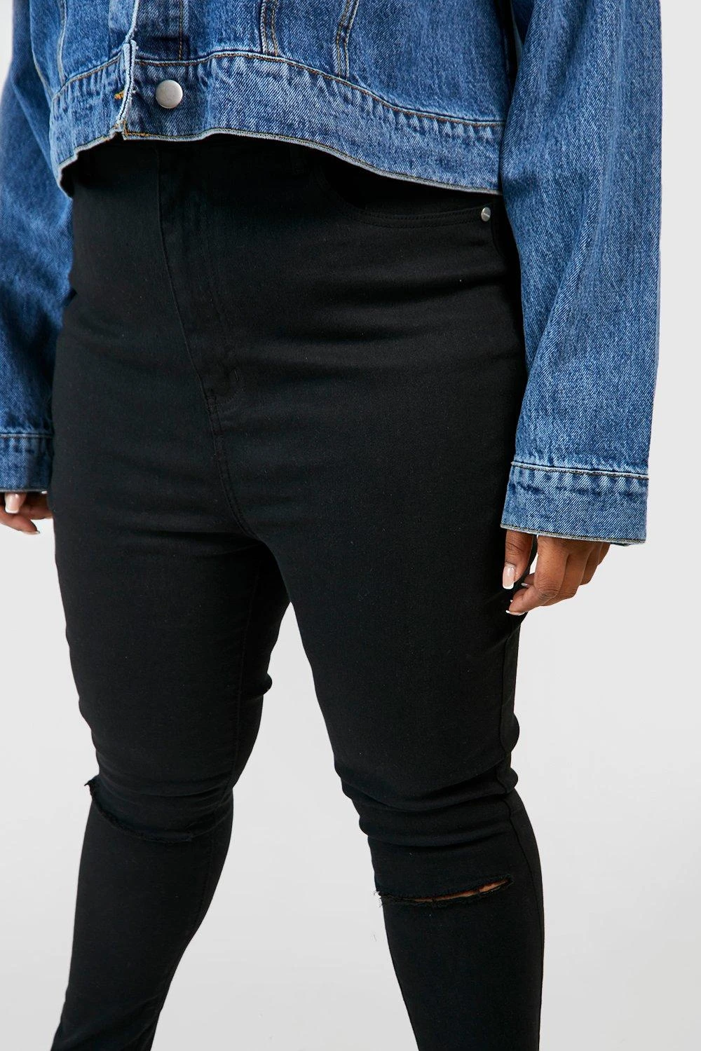 Plus Skinny Jeggings Mit Riss Am Knie 6 Plus Skinny Jeggings Mit Riss Am Knie – Bild 4